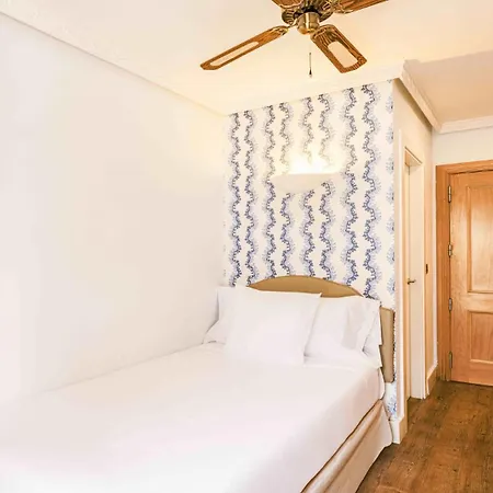 Hotell Fenix - Adults Only Recommended