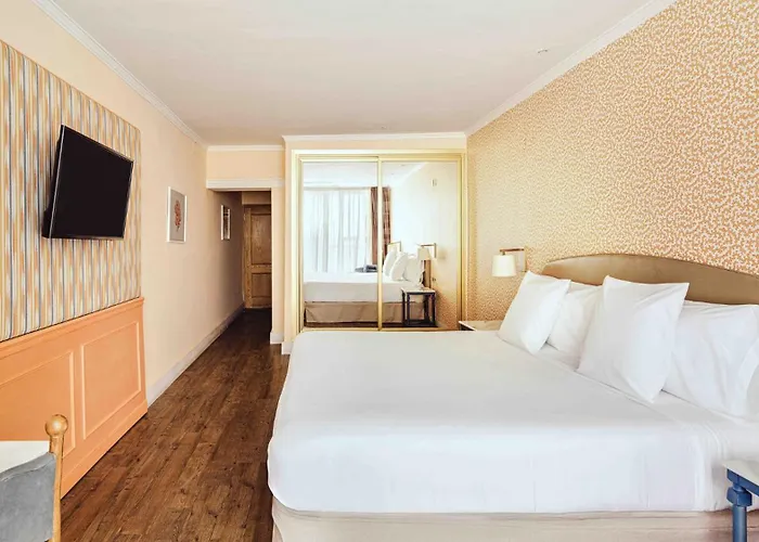 Hotel Fenix - Adults Only Recommended